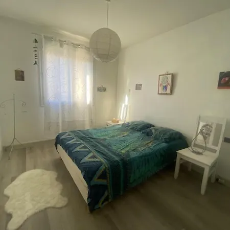 Apartment Spacieux T3 Climatise Proche Plage, Balcon, Parking Privatif - Fr-1-795-19