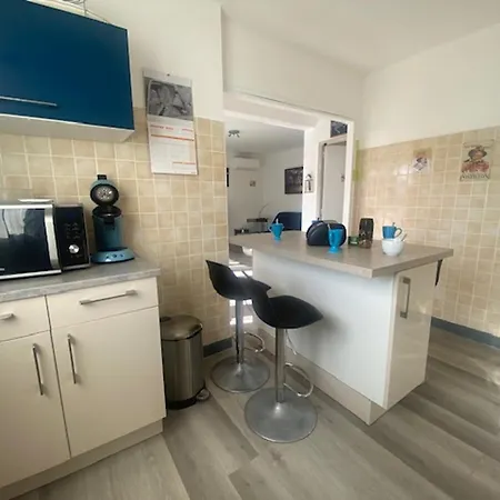 Apartment Spacieux T3 Climatise Proche Plage, Balcon, Parking Privatif - Fr-1-795-19 Narbonne